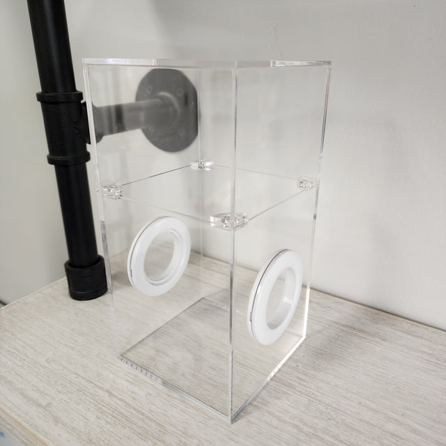 Medium Flat Top Magnetic 4x4x8 Jumping Spider Enclosure (holds fruit flies)