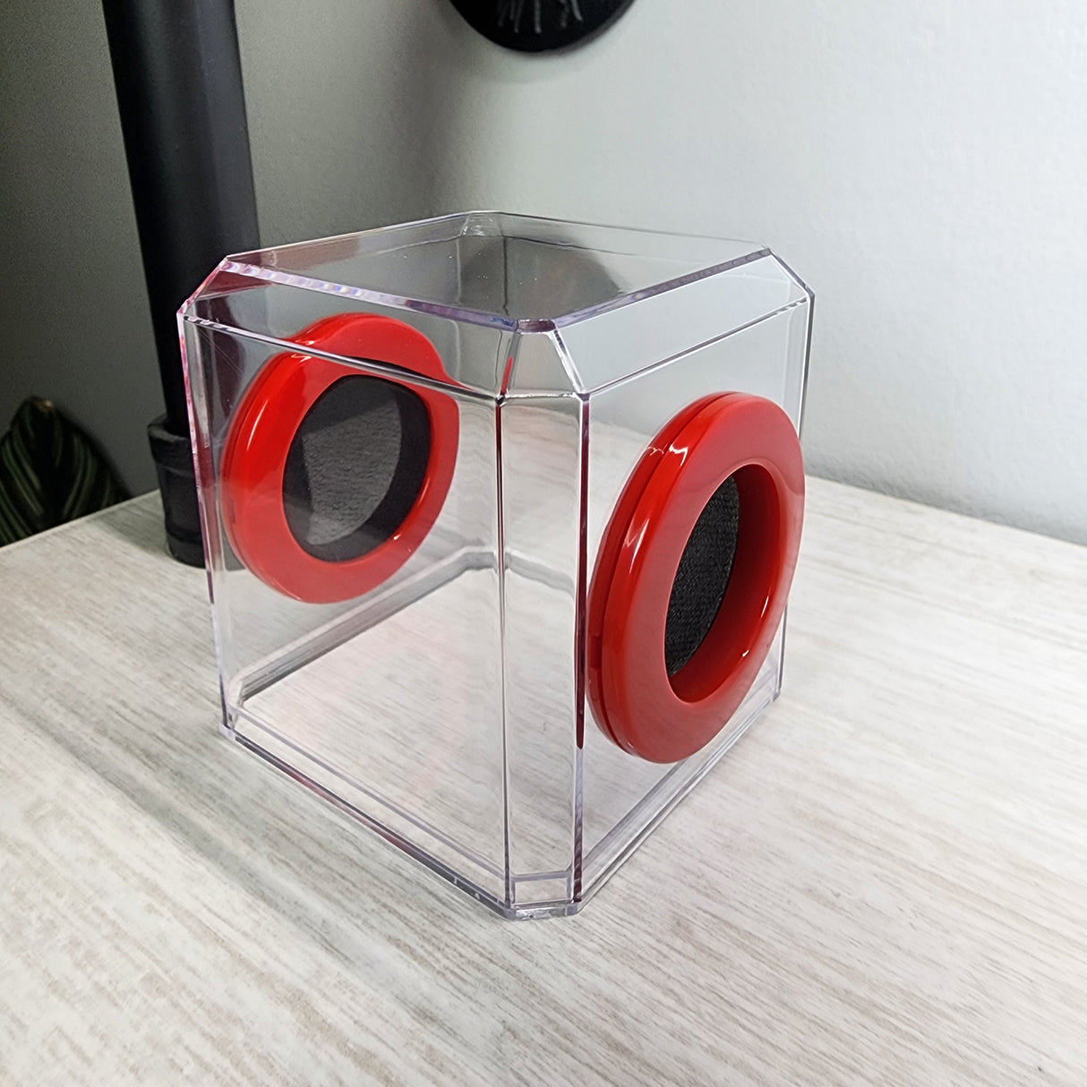 Mini Den Flat Top 3x3x3 Jumping Spider Enclosure (holds fruit flies)