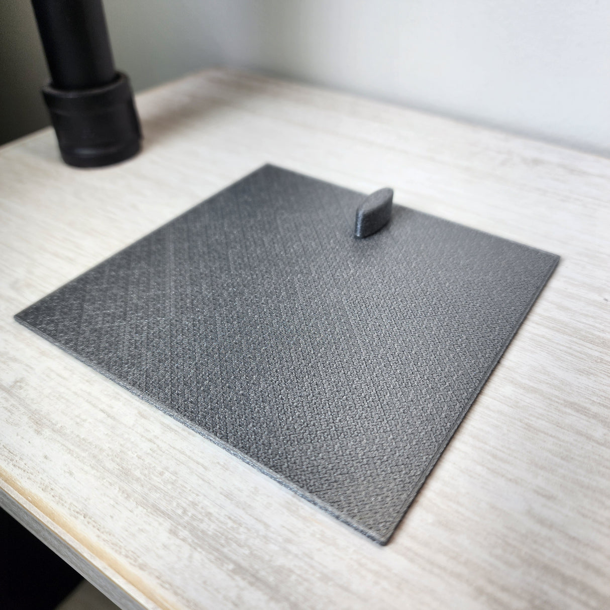 Removable floor insert for the 4x4x8 Magnetic Flat Top