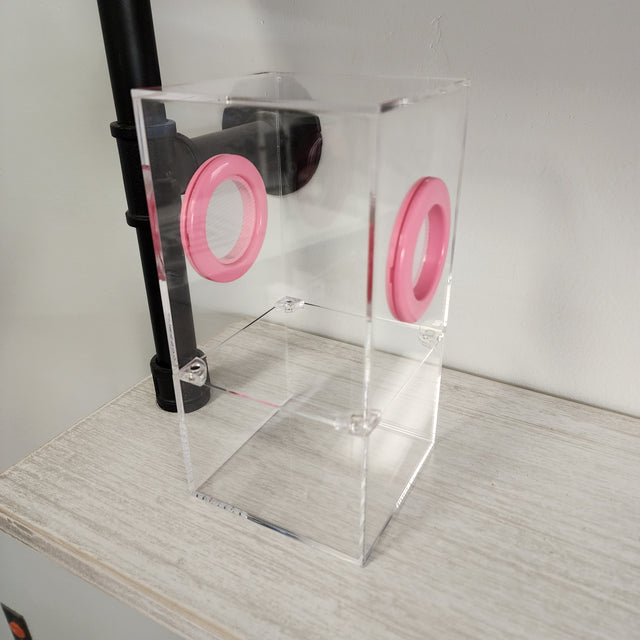 Medium Flat Top Magnetic 4x4x8 Jumping Spider Enclosure (holds fruit flies)