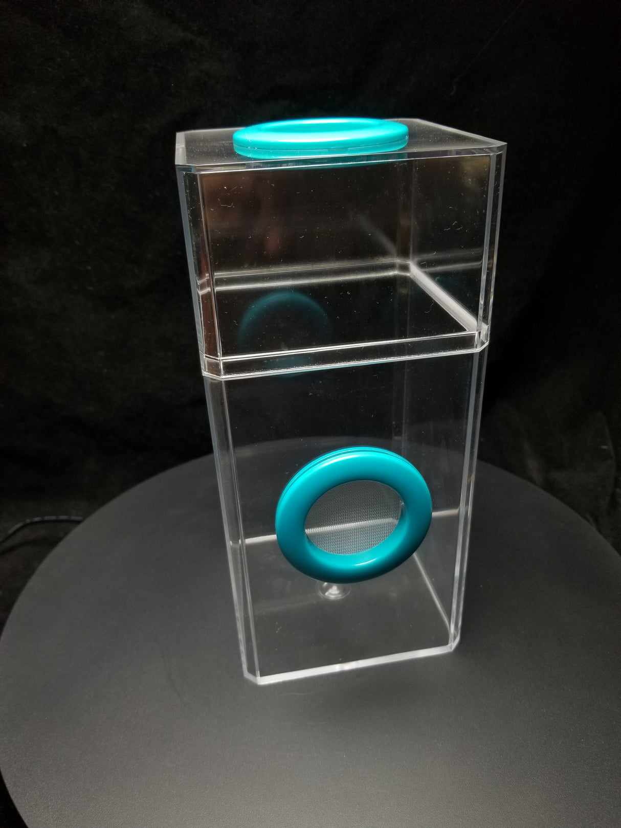 B-STOCK Classic Dual Vent Spider Condo Jumping Spider Enclosure (holds Fruitflies)