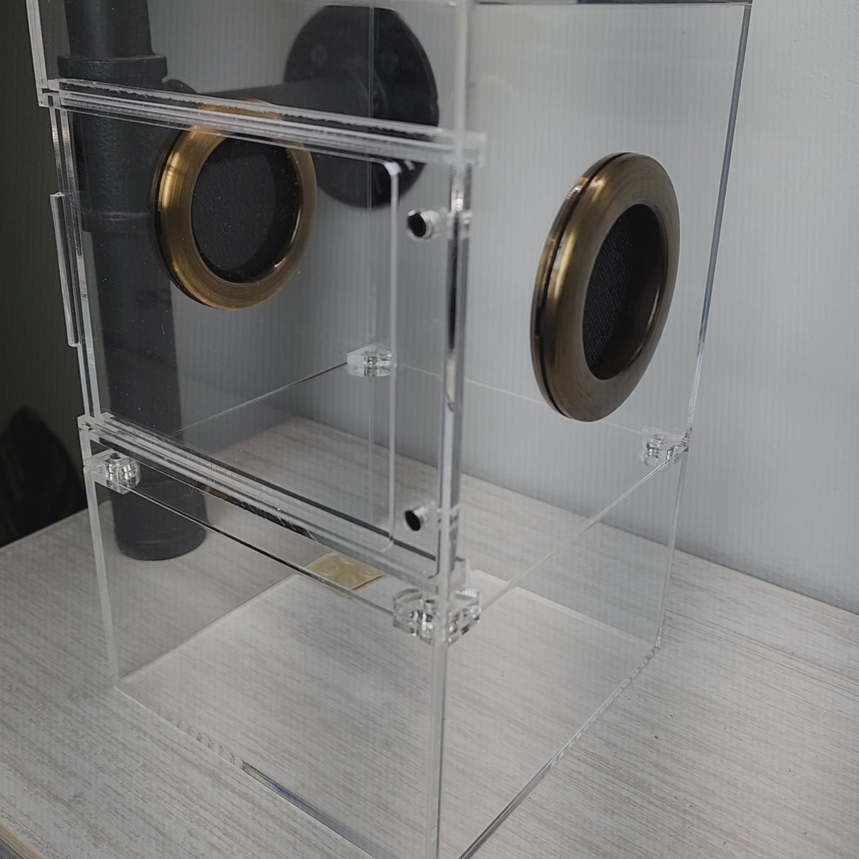 Large Flat Top Magnetic 5x5x8 Front Opening Jumping Spider Enclosure