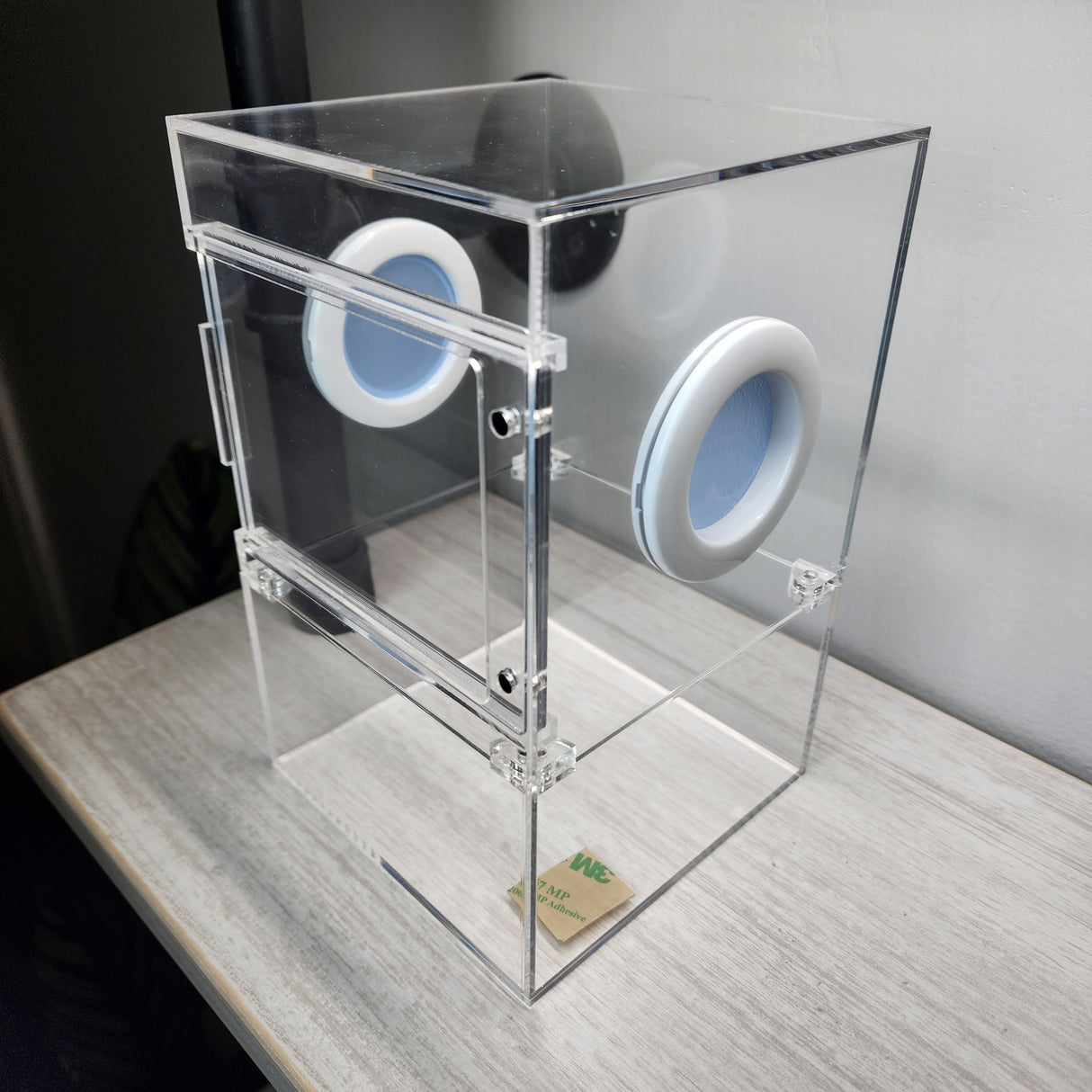 Large Flat Top Magnetic 5x5x8 Front Opening Jumping Spider Enclosure