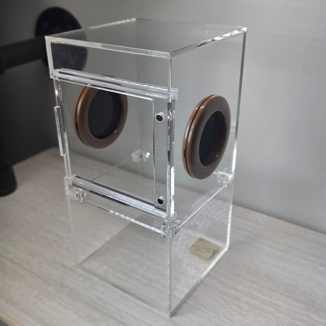 Medium Flat Top 4x4x8 Magnetic Front Opening Jumping Spider Enclosure
