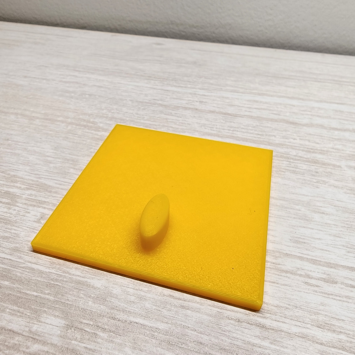 Removable floor insert for the 3x3x6 Magnetic Flat Top