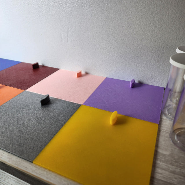 Removable floor insert for the 5x5x8 Magnetic Flat Top