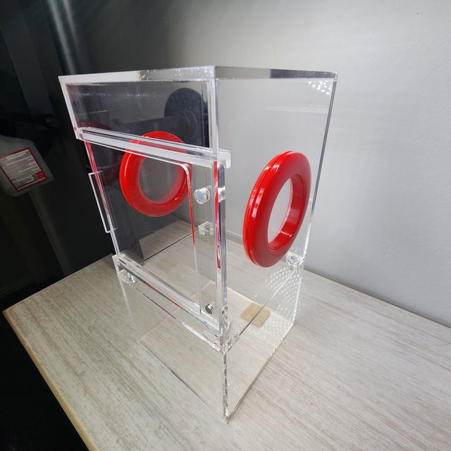 Medium Flat Top 4x4x8 Magnetic Front Opening Jumping Spider Enclosure