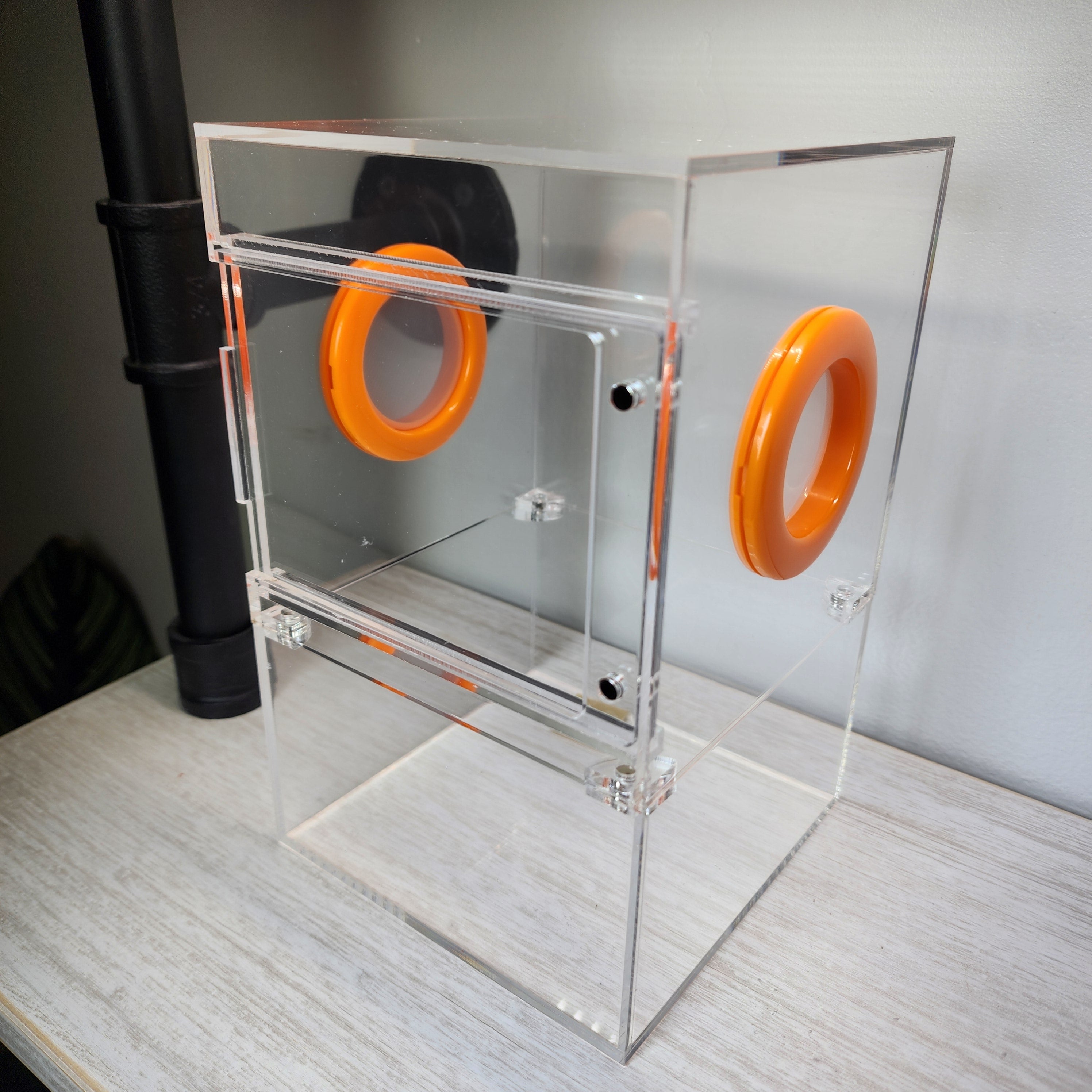 Large Flat Top Magnetic 5x5x8 Front Opening Jumping Spider