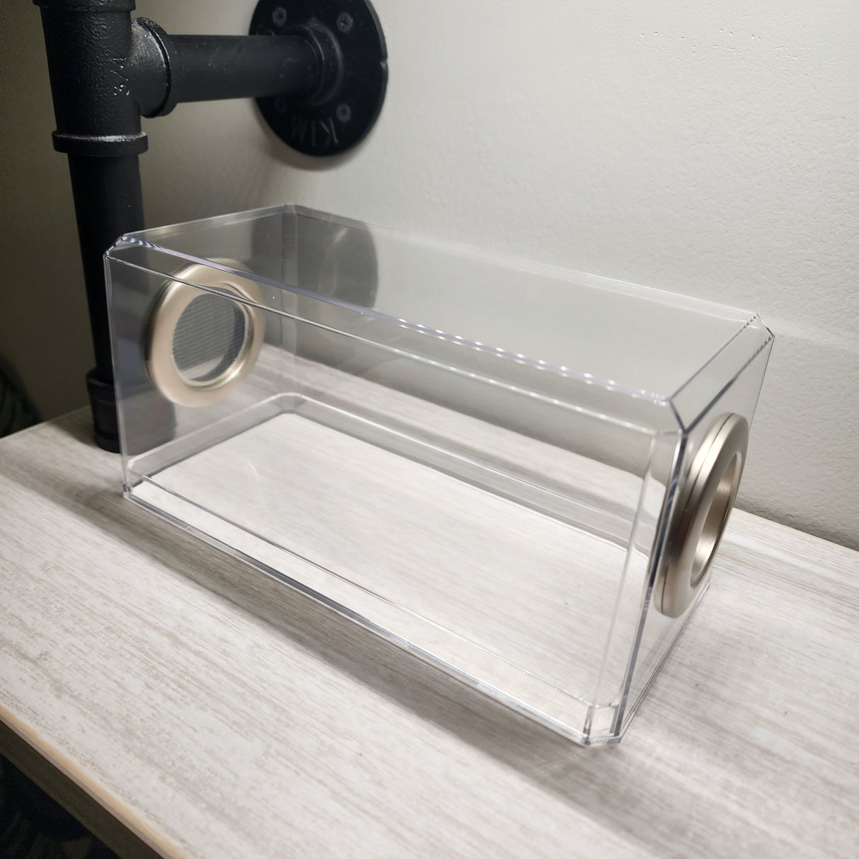 Phid Flat Sling Nursery Jumping Spider Enclosure 8.5x4x4(holds fruit flies)