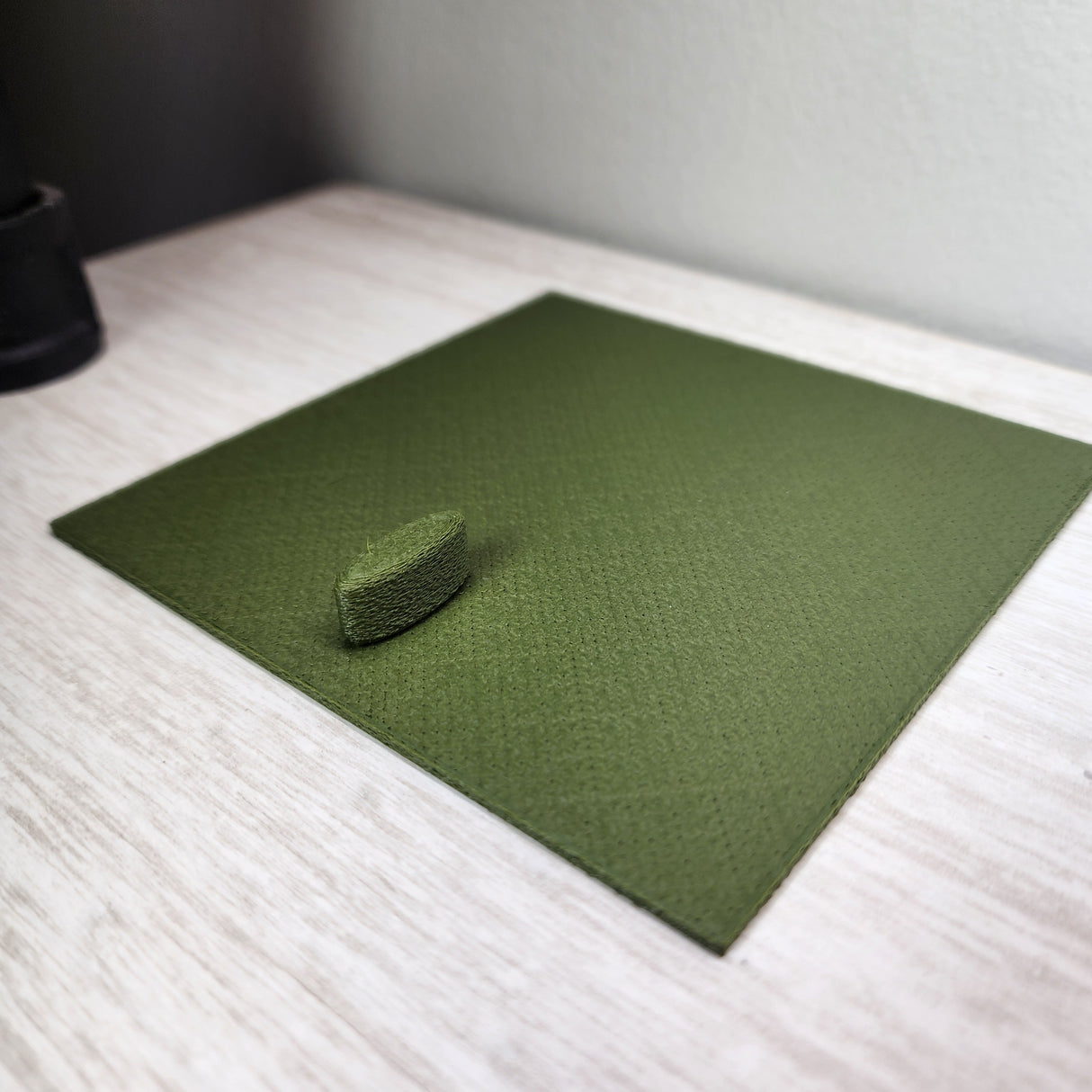 Removable floor insert for the 4x4x8 Magnetic Flat Top