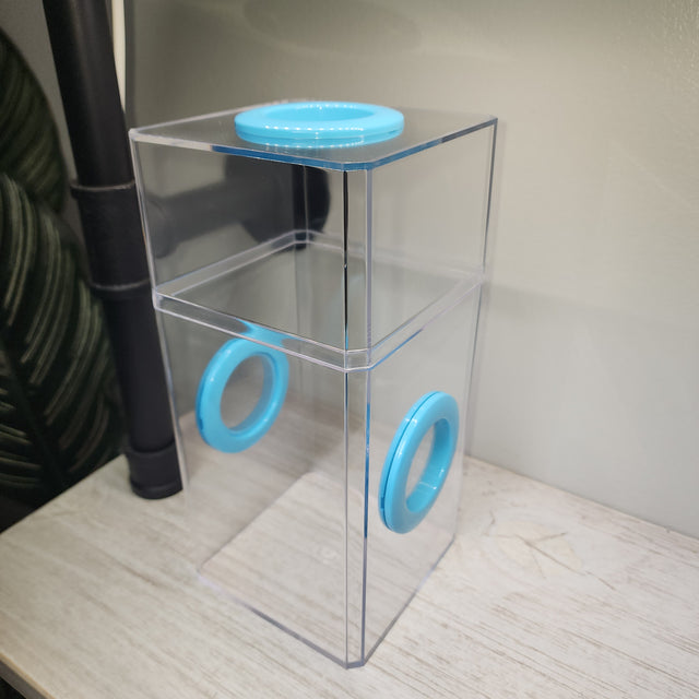 B-STOCK Classic Tri-Vent Spider Condo Jumping Spider Enclosure (holds fruit flies)