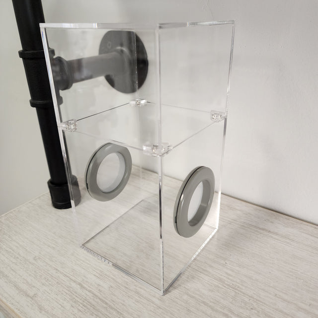 Medium Flat Top Magnetic 4x4x8 Jumping Spider Enclosure (holds fruit flies)