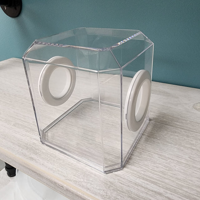 Den Flat Top 4x4x4 Jumping Spider Enclosure (holds fruit flies)